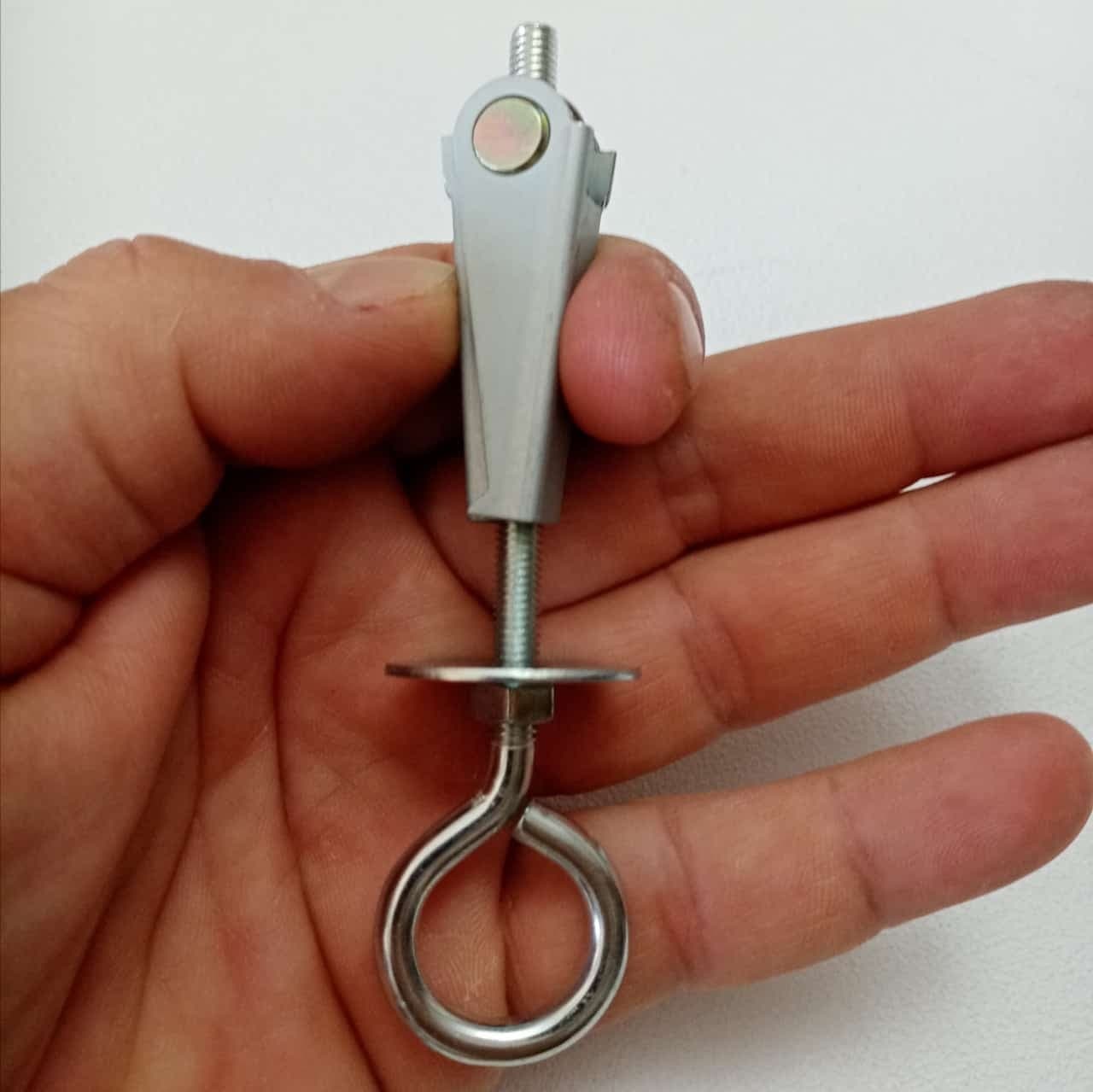 Tassello ad ancora 18mm con occhiolo chiuso - 2pz in Tasselli a espansione Aloiserw.com - Altomonte, commercioVirtuoso.it