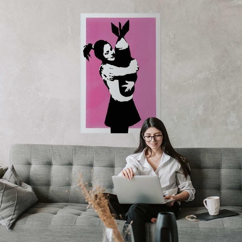 Poster - Bomb Hug in Poster e stampe Collezione Casa - Trebisacce, commercioVirtuoso.it