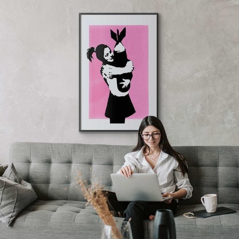 Poster - Bomb Hug in Poster e stampe Collezione Casa - Trebisacce, commercioVirtuoso.it