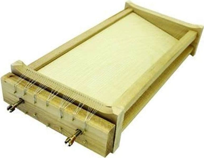 TAGLIAPASTA ALLA CHITARRA - cm.42x22x9h - FER 322959 in prodotto EuroStore07 - Alatri, commercioVirtuoso.it