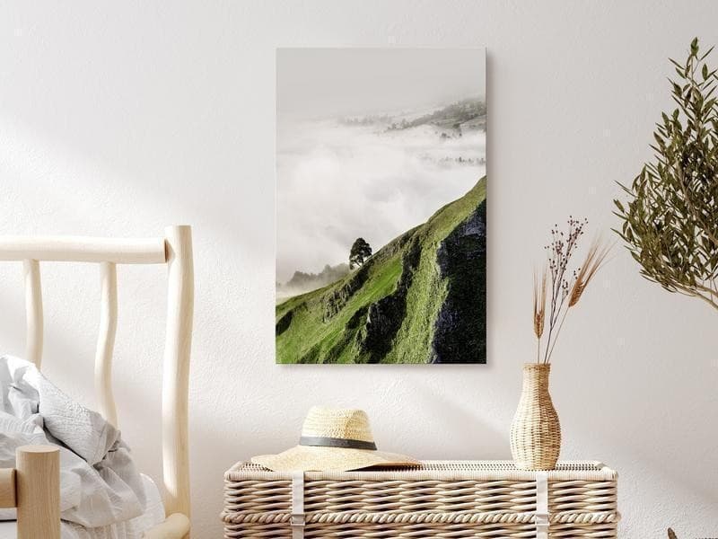 Quadro - Tree Above Clouds (1 Part) Vertical in Poster e stampe Collezione Casa - Trebisacce, commercioVirtuoso.it