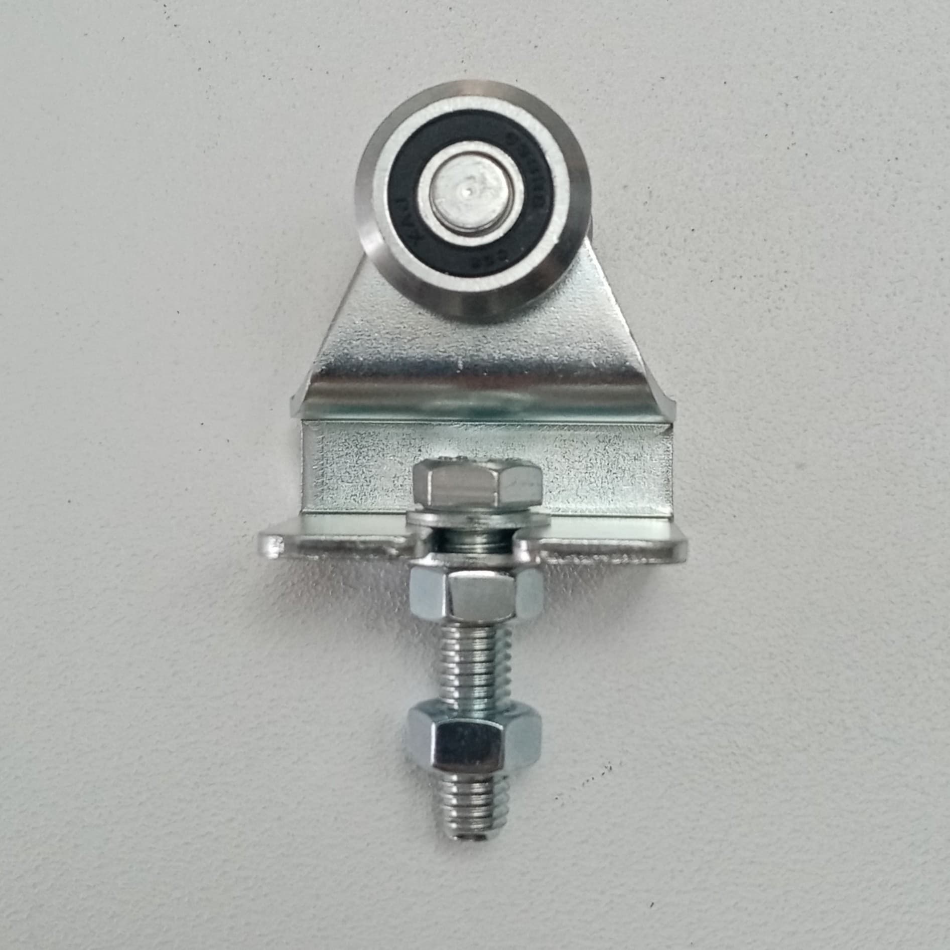 Ibfm art. 338/2 carrello in acciaio zincato con staffa e 2 ruote da 24m per monorotaia 339P in Carrelli a mano Aloiserw.com - Altomonte, commercioVirtuoso.it