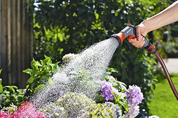 GARDENA - LANCIA A DOCCIA A IMPULSI CLASSIC CON INNESTO RAPIDO -- IRRIGAZIONE in prodotto EuroStore07 - Alatri, commercioVirtuoso.it