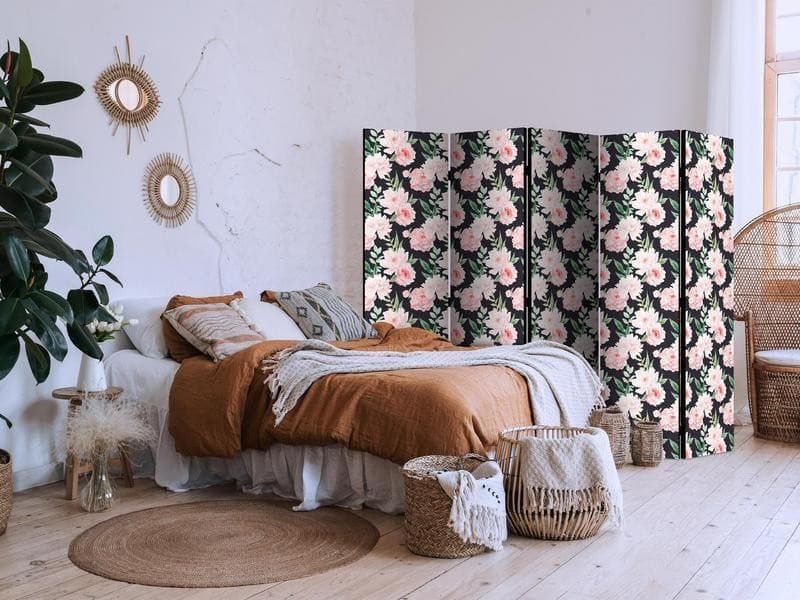 Paravento - Peonies - Pink Flowers and Green Leaves on a Graphite Background in Paraventi Collezione Casa - Trebisacce, commercioVirtuoso.it