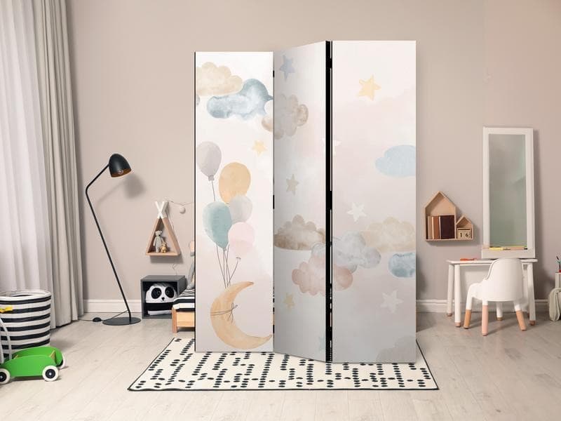 Paravento - Fairy-Tale Moon - Moon with Balloons Among Clouds and Stars in Subdued Colors on a Light Beige Background in Paraventi Collezione Casa - Trebisacce, commercioVirtuoso.it