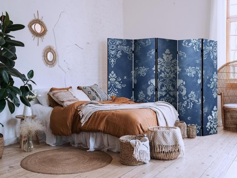 Paravento - Retro Ornament - Decorative Motif in Rubbed Blues in Paraventi Collezione Casa - Trebisacce, commercioVirtuoso.it