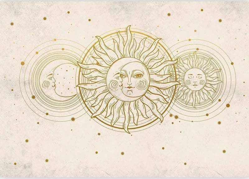 Carta da parati - Golden Sun and Moon - Artistic Illustration in Retro Style in Carta da parati Collezione Casa - Trebisacce, commercioVirtuoso.it