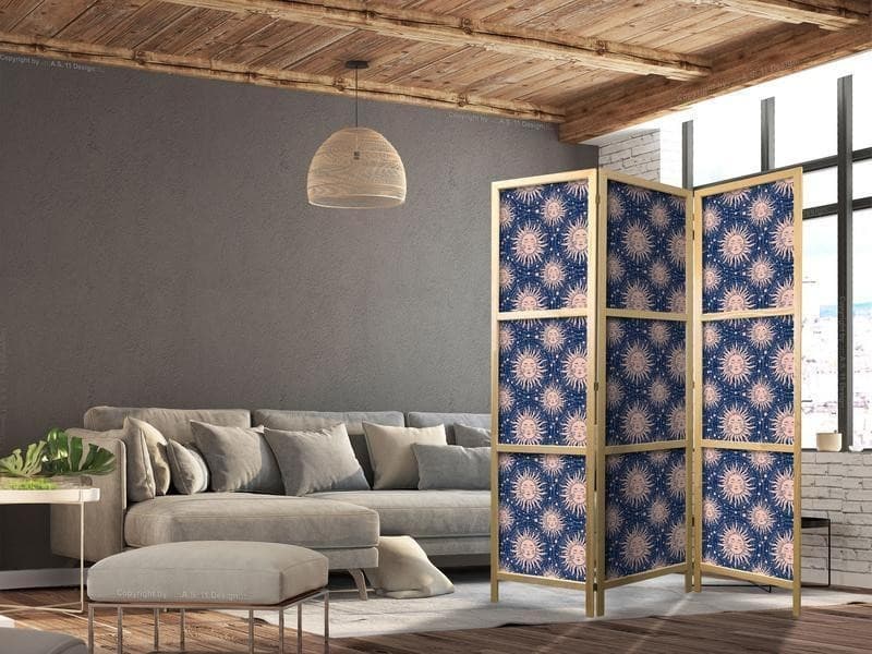 Paravento giapponese - Sunny Patterns - Repeating Sun Motif on a Navy Background in Paraventi Collezione Casa - Trebisacce, commercioVirtuoso.it