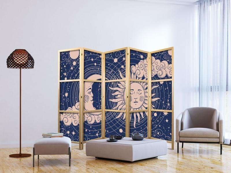 Paravento giapponese - Cosmic Harmony - Illustration of the Sun and Moon on a Navy Background in Paraventi Collezione Casa - Trebisacce, commercioVirtuoso.it