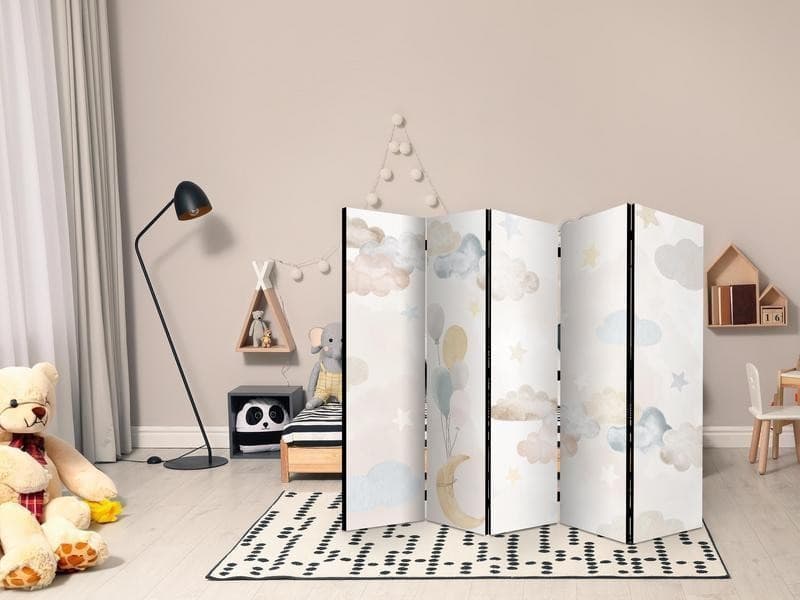 Paravento - Fairy-Tale Moon - Moon with Balloons Among Clouds and Stars in Subdued Colors on a Light Beige Background in Paraventi Collezione Casa - Trebisacce, commercioVirtuoso.it