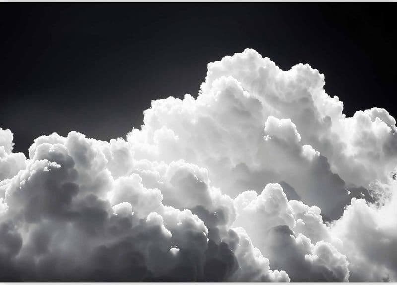 Carta da parati - Discover the Endless Play of Sunlight – Clouds and Shadows in the Sky in Carta da parati Collezione Casa - Trebisacce, commercioVirtuoso.it