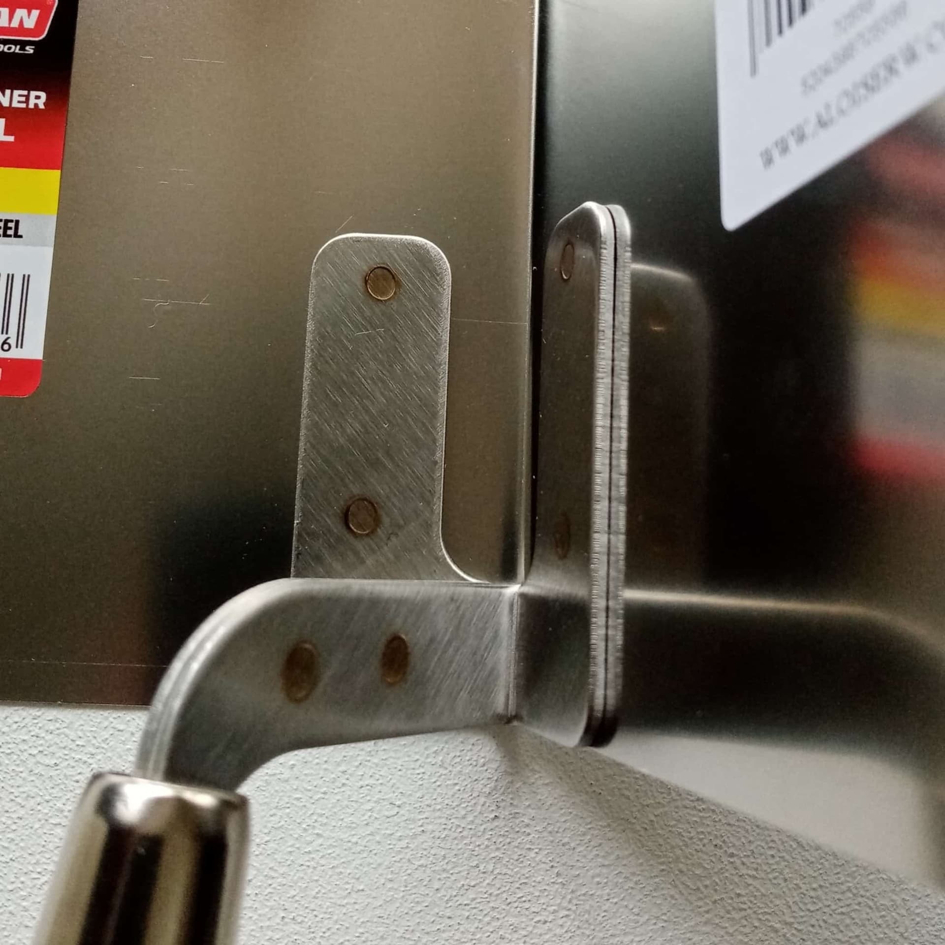 Benman cazzuola di acciaio inox per angoli interni manico legno in Cazzuole di finitura Aloiserw.com - Altomonte, commercioVirtuoso.it