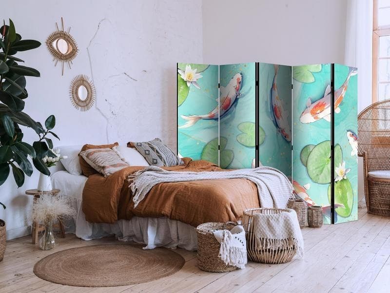 Paravento - Spectacular Koi Fish - White-Orange Koi Fish Swimming in Crystal Clear Water With Water Lilies in Schermi divisori e protettivi per giardino Collezione Casa - Trebisacce, commercioVirtuoso.it