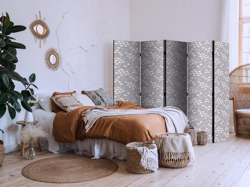 Paravento - Underwater School of Small Fish - Tiny Light-Beige Fishes Against Marine Depths in Grey Shades in Paraventi Collezione Casa - Trebisacce, commercioVirtuoso.it