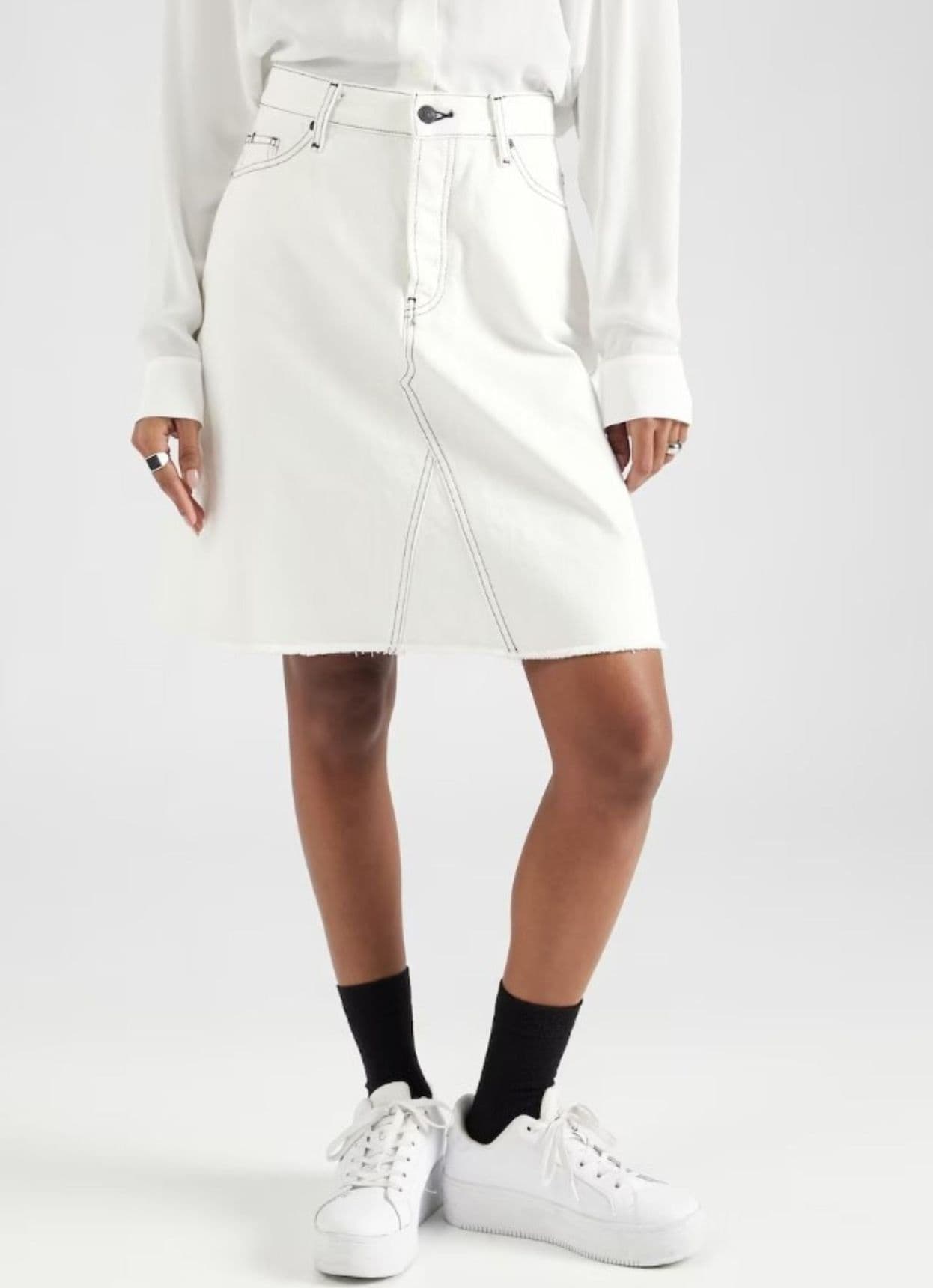Tommy Hilfiger GONNA DNM RW A-LINE SKIRT ECRU da donna in Gonne Drestige - Casamassima, commercioVirtuoso.it