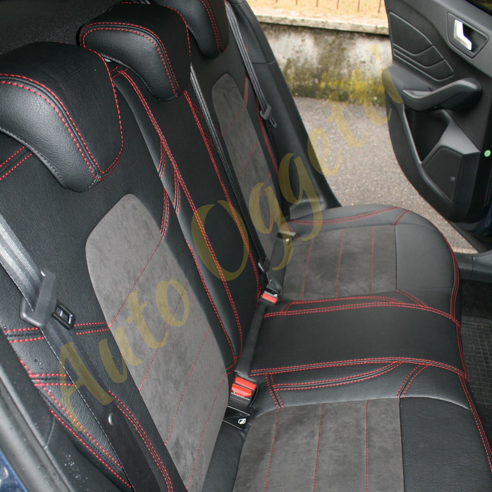 Coprisedili di classe Premium per Ford Focus mk4 in Set per interni Autooggetti.it - Roma, commercioVirtuoso.it