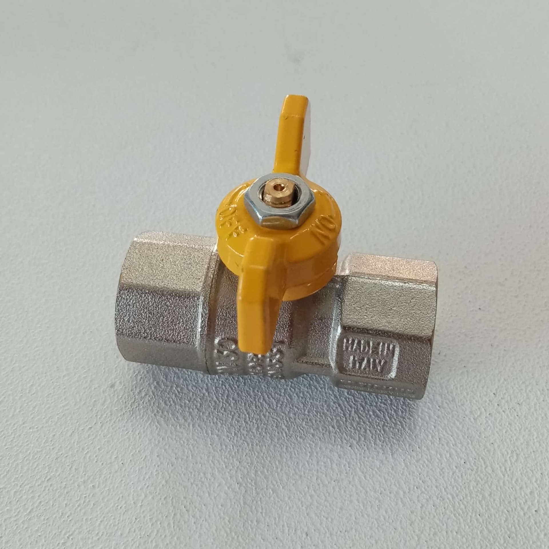 Tiemme 1" valvola a sfera saracinesca gas FF leva corta farfalla gialla in Valvole a sfera Aloiserw.com - Altomonte, commercioVirtuoso.it