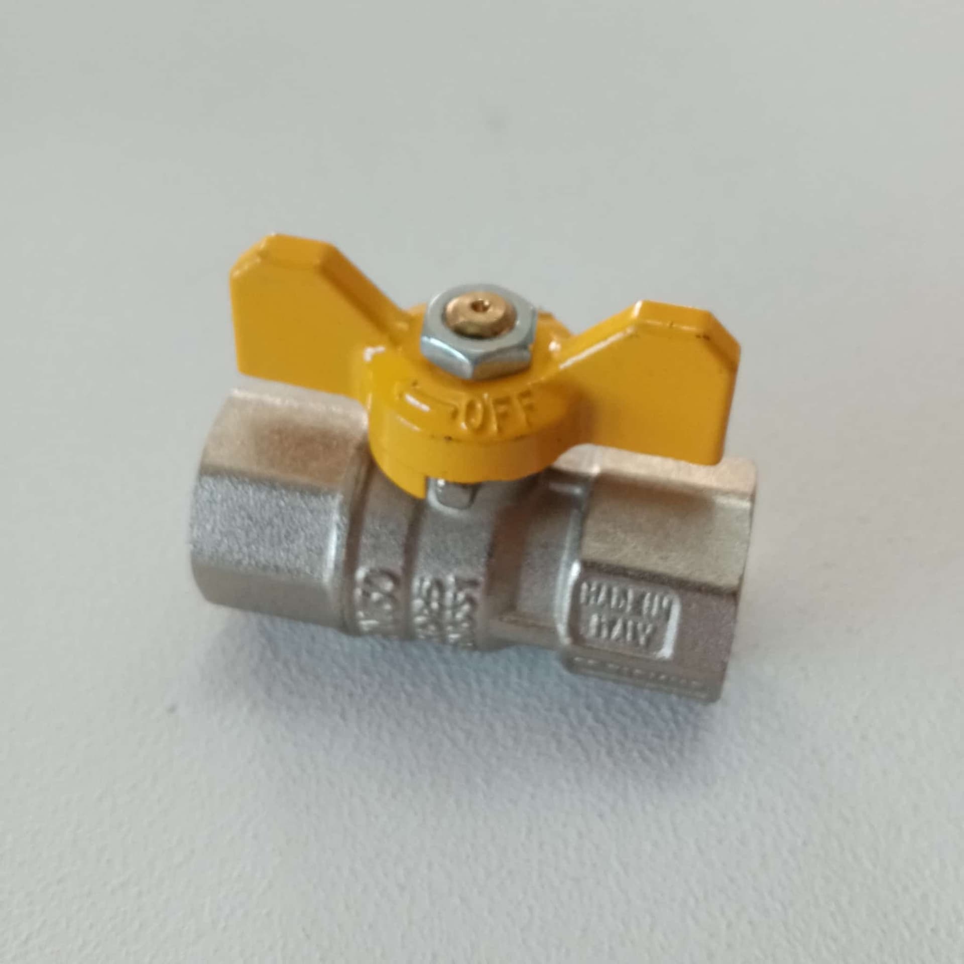 Tiemme 1/2" valvola a sfera saracinesca gas FF leva corta farfalla gialla in Valvole a sfera Aloiserw.com - Altomonte, commercioVirtuoso.it