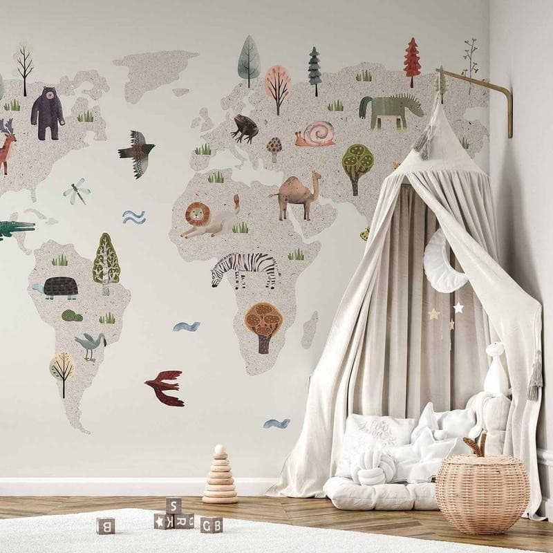 Carta da parati - Beige World - Continents With Animals in Muted Colours in Carta da parati Collezione Casa - Trebisacce, commercioVirtuoso.it