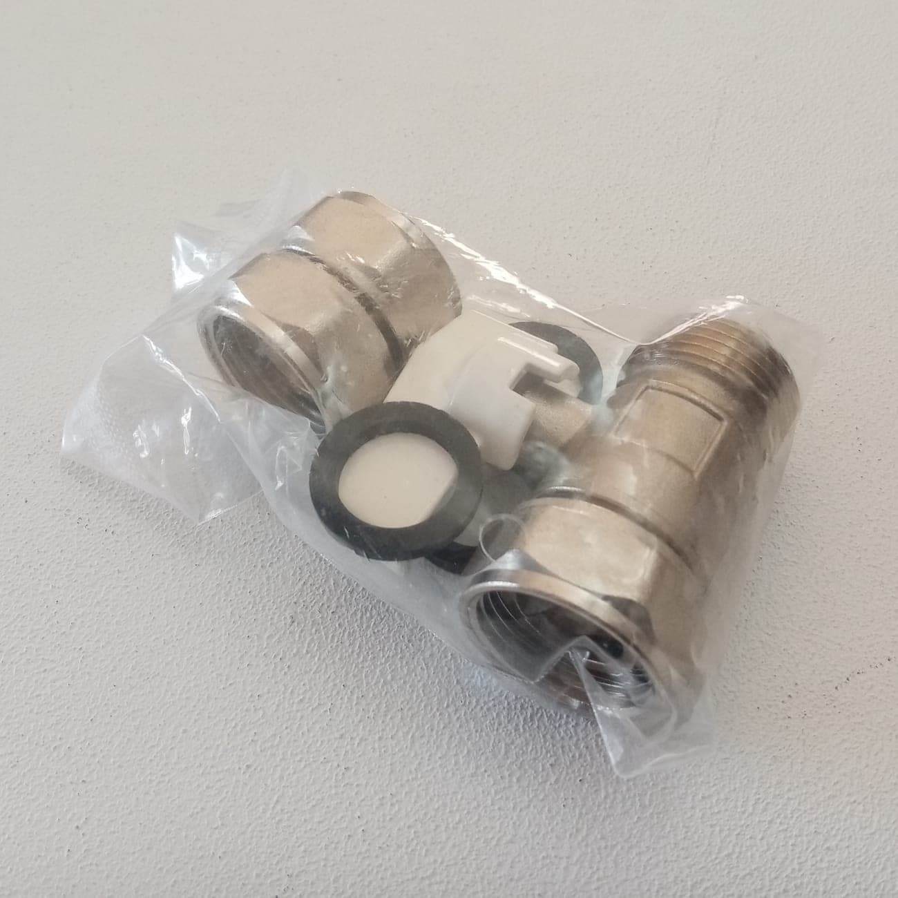 Defangatore MF da 3/4" magnetico sottocaldaia bianco in Accessori Aloiserw.com - Altomonte, commercioVirtuoso.it