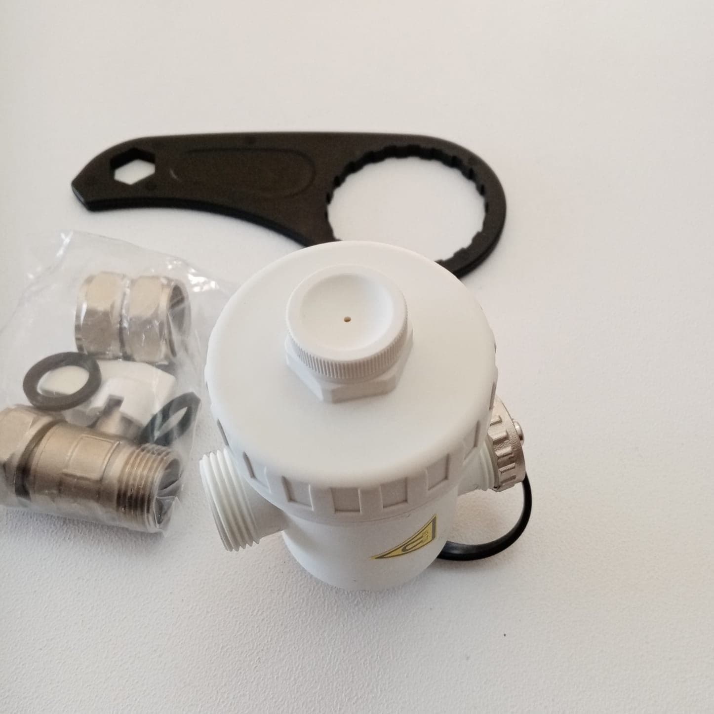 Defangatore MF da 3/4" magnetico sottocaldaia bianco in Accessori Aloiserw.com - Altomonte, commercioVirtuoso.it