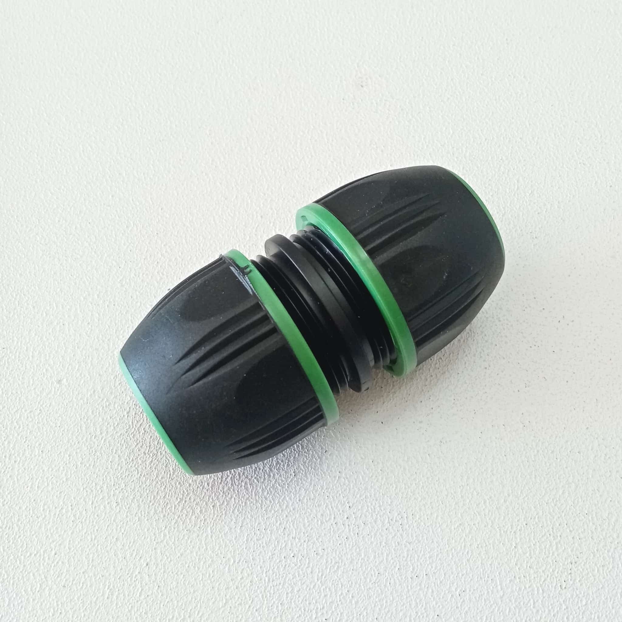 California 3/4" - 5/8" - 1/2" raccordo di giunzione riparatore per tubo giardino in Parti e connettori Aloiserw.com - Altomonte, commercioVirtuoso.it