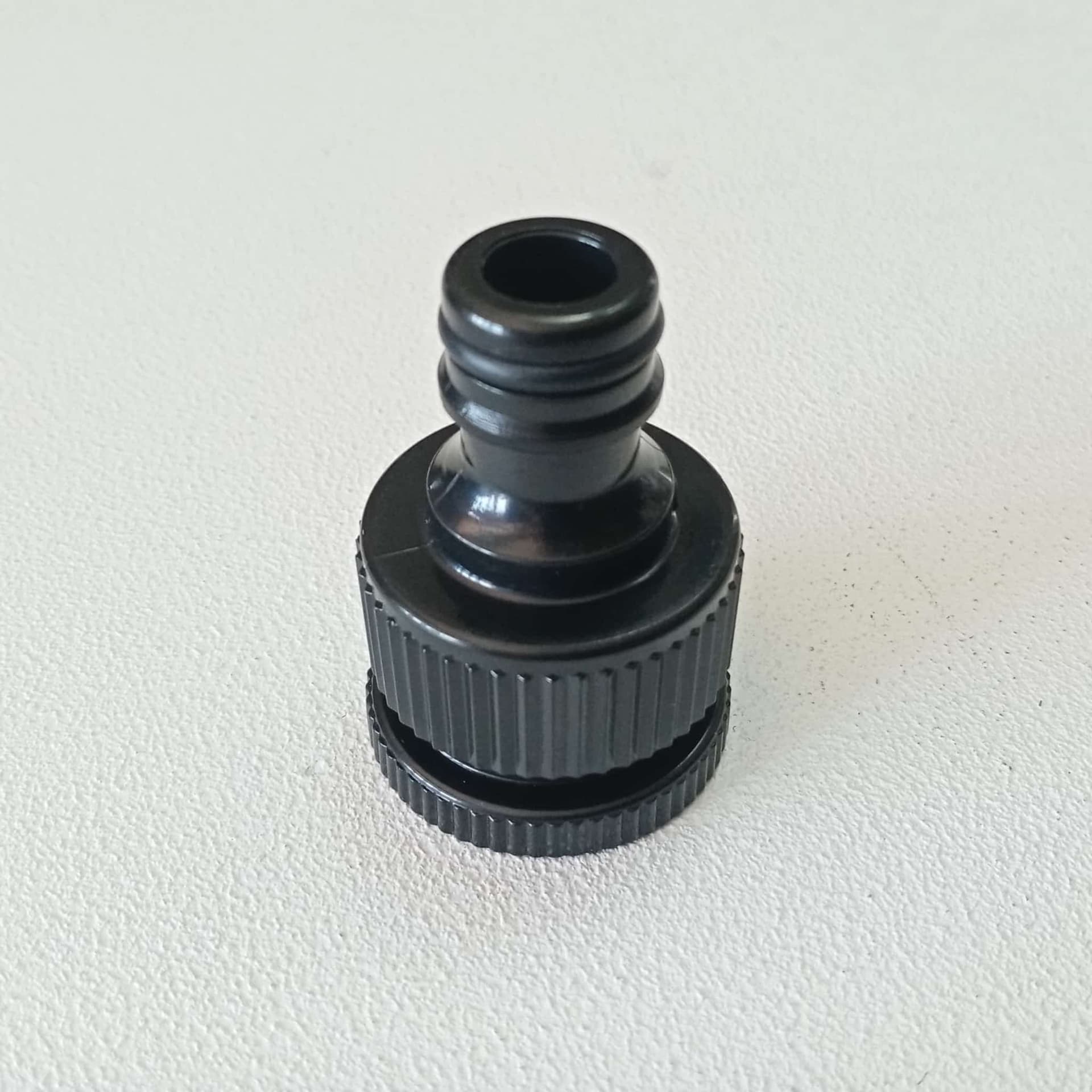 California 1/2" - 3/4" portagomma presa rubinetto giardino in Parti e connettori Aloiserw.com - Altomonte, commercioVirtuoso.it