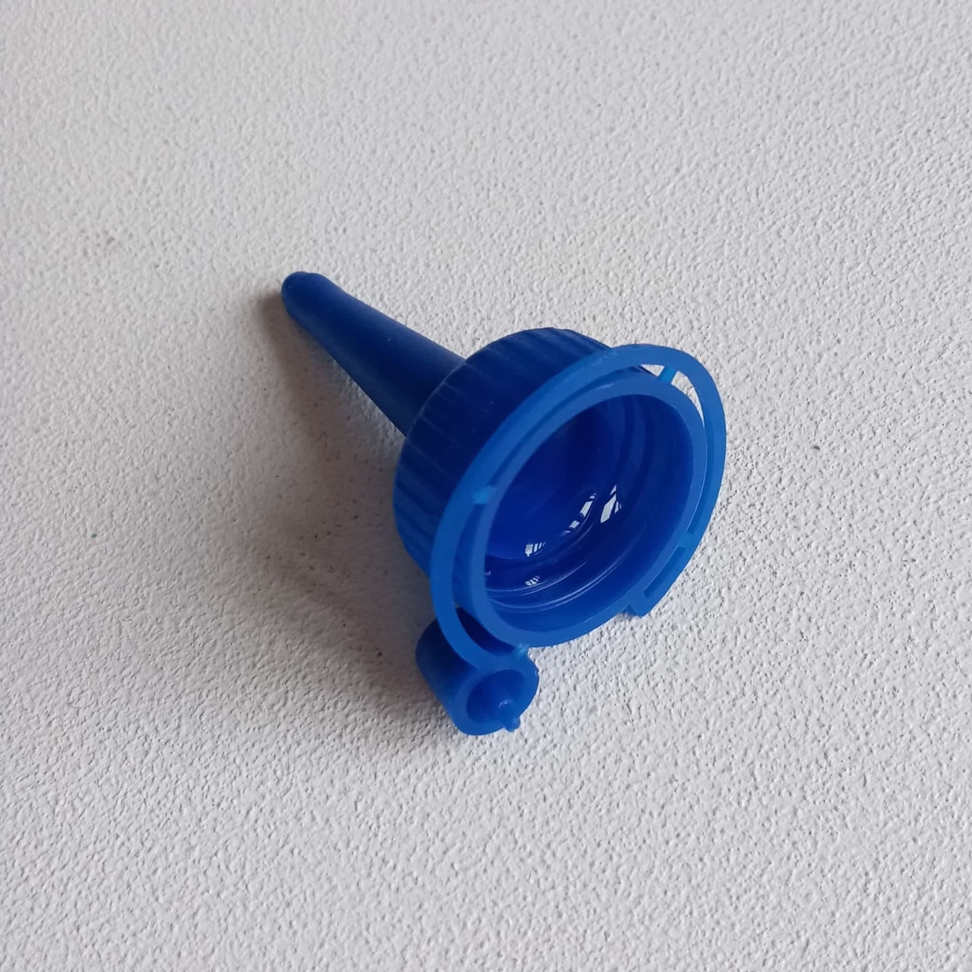 Olio di silicone da 100ml con alto potere lubrificante con beccuccio dosatore in Lubrificanti Aloiserw.com - Altomonte, commercioVirtuoso.it