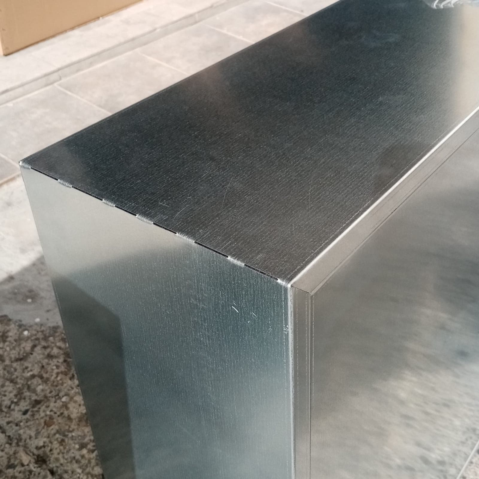 Cassetta per contatore acqua L 60 x H 40 x P 28cm con schienale per chiusura posteriore in Accessori Aloiserw.com - Altomonte, commercioVirtuoso.it