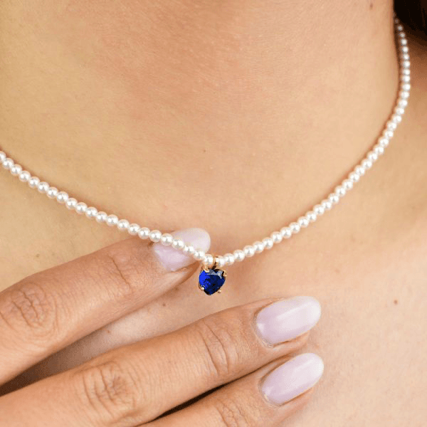 BOCCADAMO -  Collana di perle con cuore blu placcato oro giallo SOPHIE in Collane Alba Gioielli - Casoria, commercioVirtuoso.it
