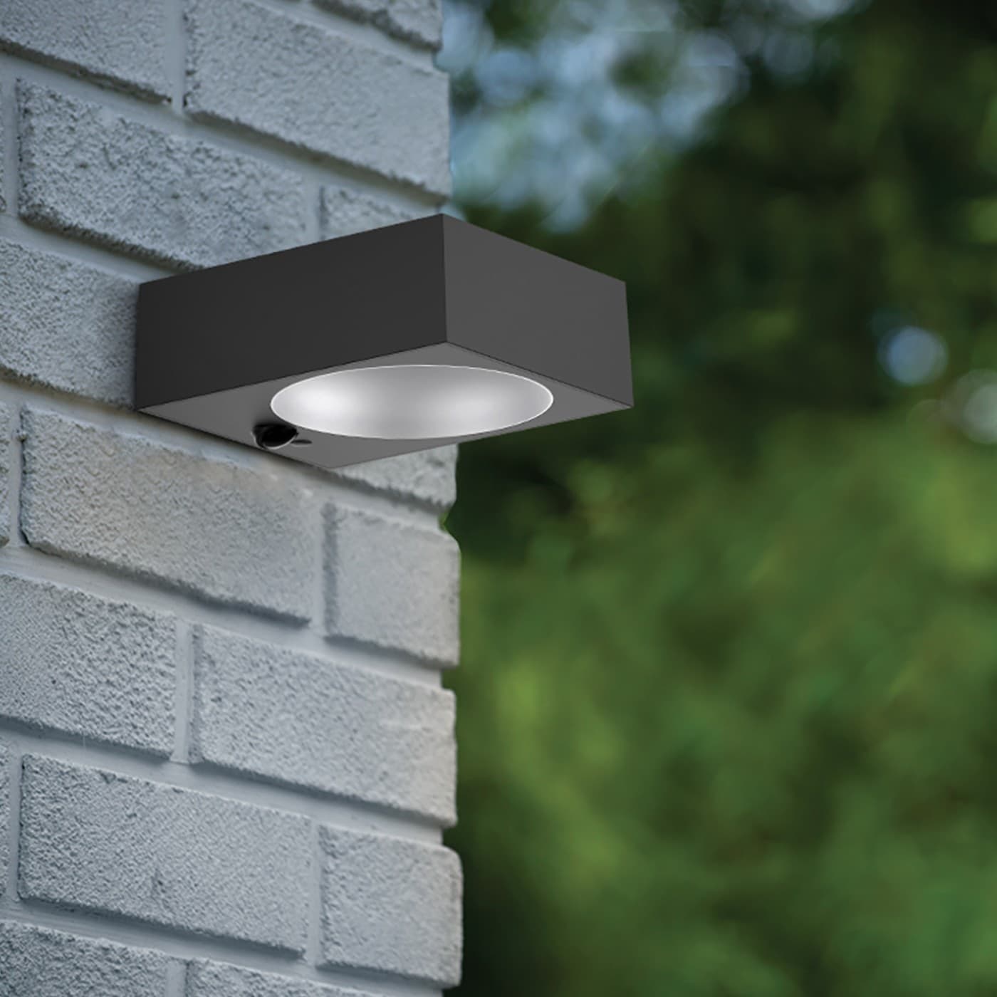 Alca Power lampada proiettore solare da parete con PIR e crepuscolare 1000lm in Lampade da parete Aloiserw.com - Altomonte, commercioVirtuoso.it