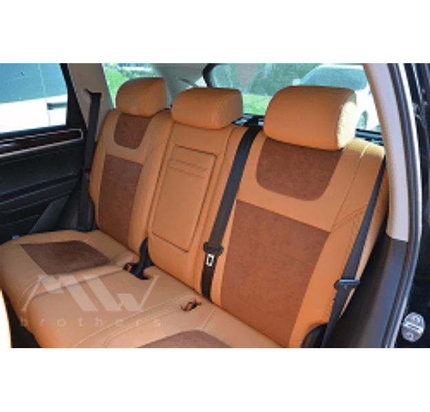 Coprisedili su misura per Volkswagen Touareg II Life, TDI (2011-2018) in Set per interni Autooggetti.it - Roma, commercioVirtuoso.it