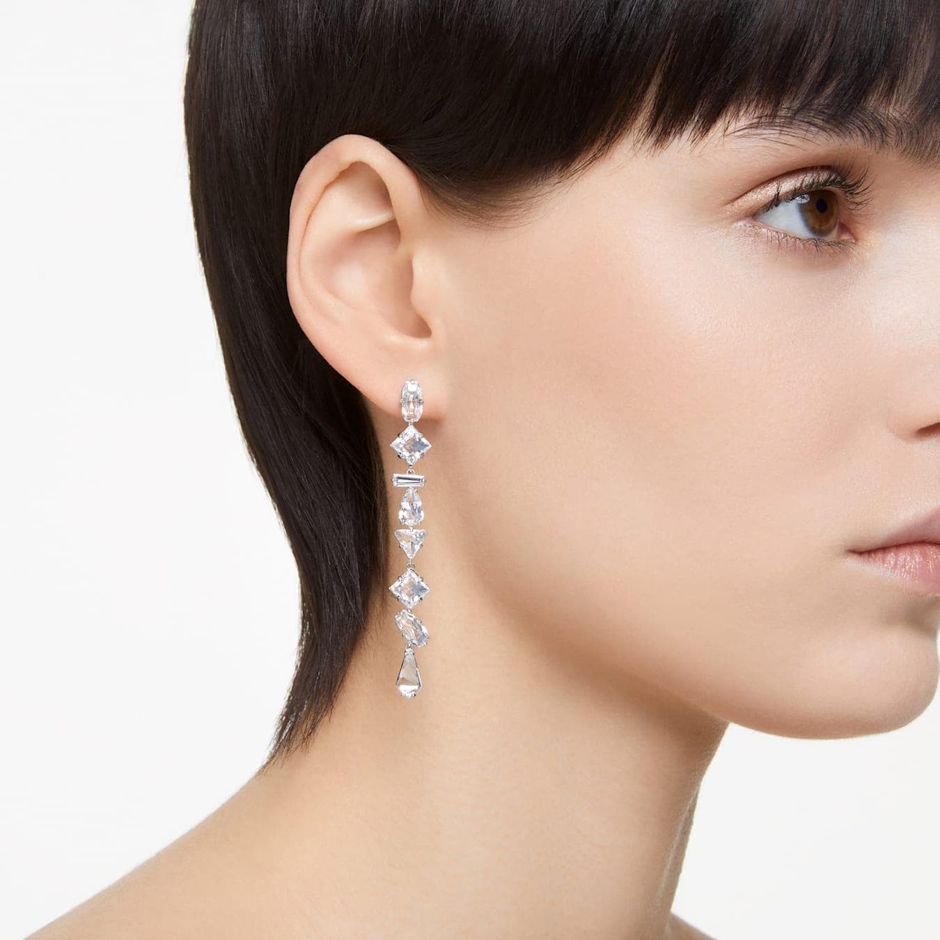 Swarovski   Orecchini pendenti Mesmera in Orecchini Alba Gioielli - Casoria, commercioVirtuoso.it