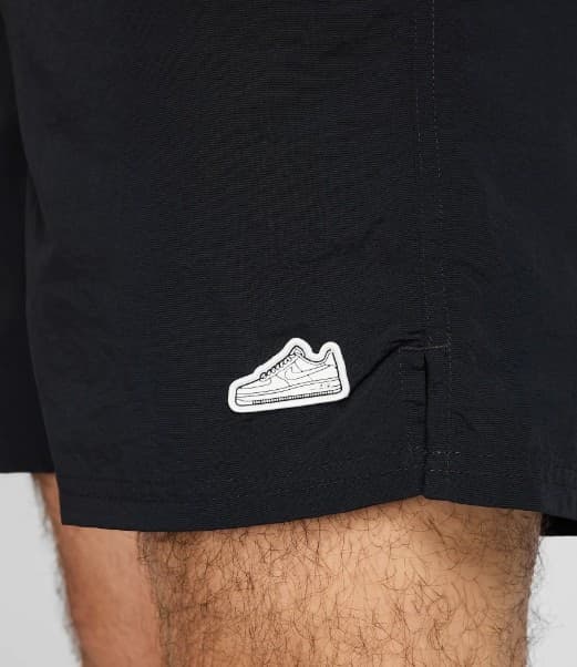 Nike Sneaker Patch 7 & 5 Volley Short BLACK in Pantaloncini e calzoncini 3A Moda Mare Sport - Bellaria Igea Marina, commercioVirtuoso.it