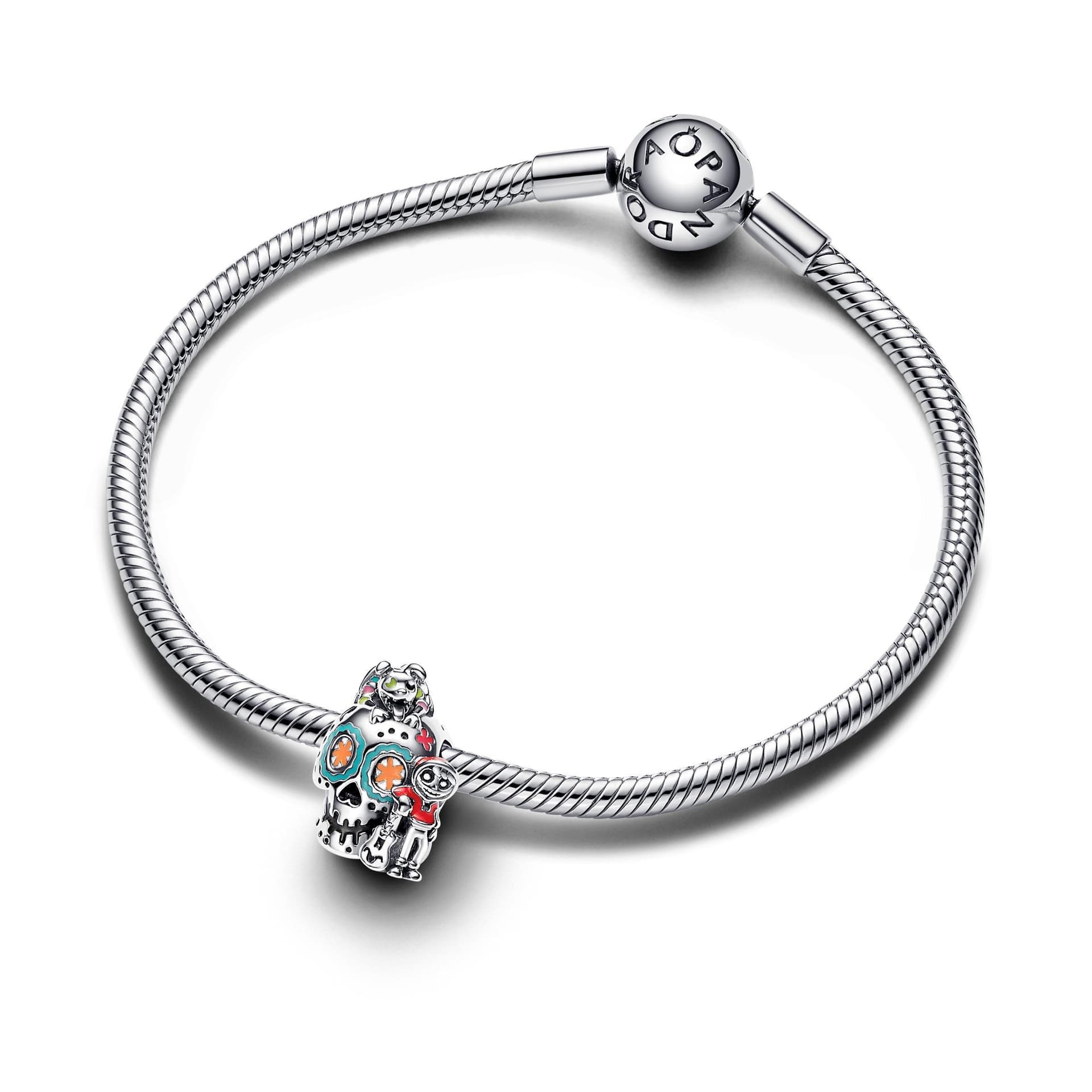 PANDORA - Charm Pixar, Coco, Teschio Miguel & Dante che si illumina al buio in Bead Charm Alba Gioielli - Casoria, commercioVirtuoso.it
