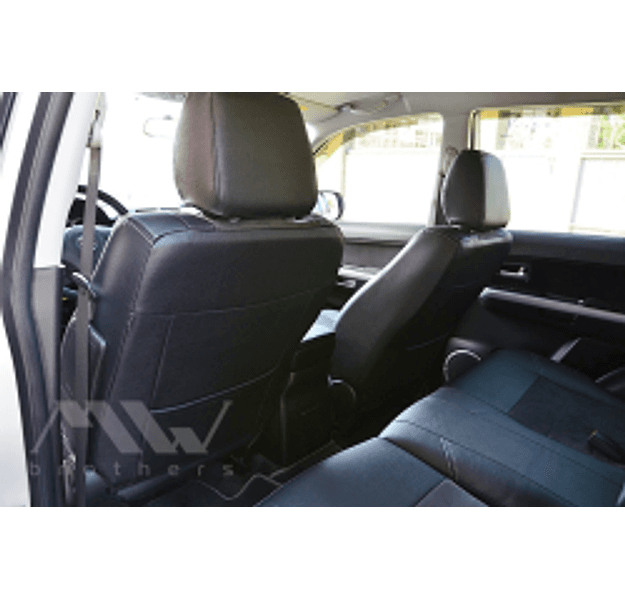 Coprisedili su misura per Suzuki Grand Vitara (2005-2018), Leather style in Set per interni Autooggetti.it - Roma, commercioVirtuoso.it