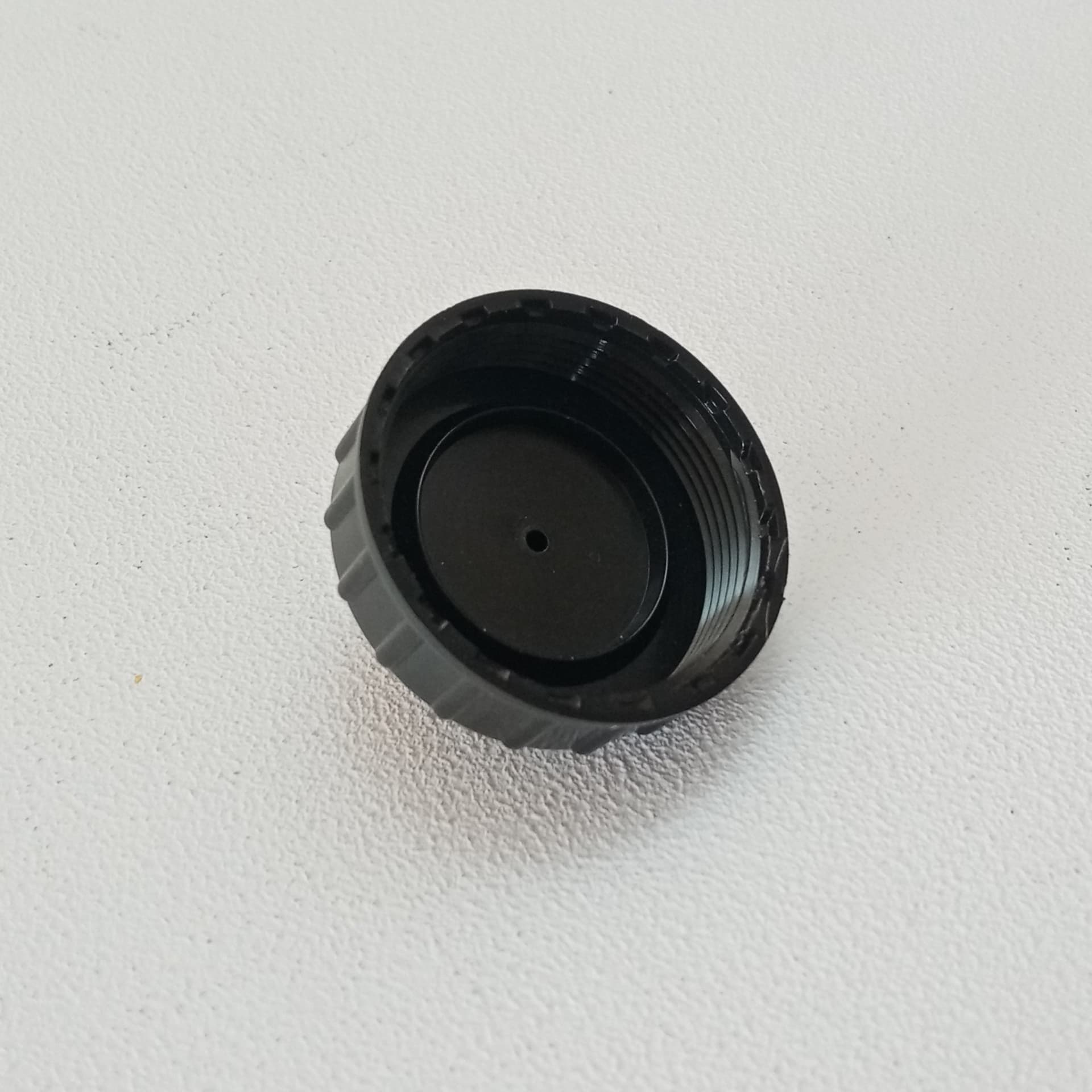 Kit per batteria di scarico Tremolada - tappo con portagomma in Serbatoi igienici Aloiserw.com - Altomonte, commercioVirtuoso.it