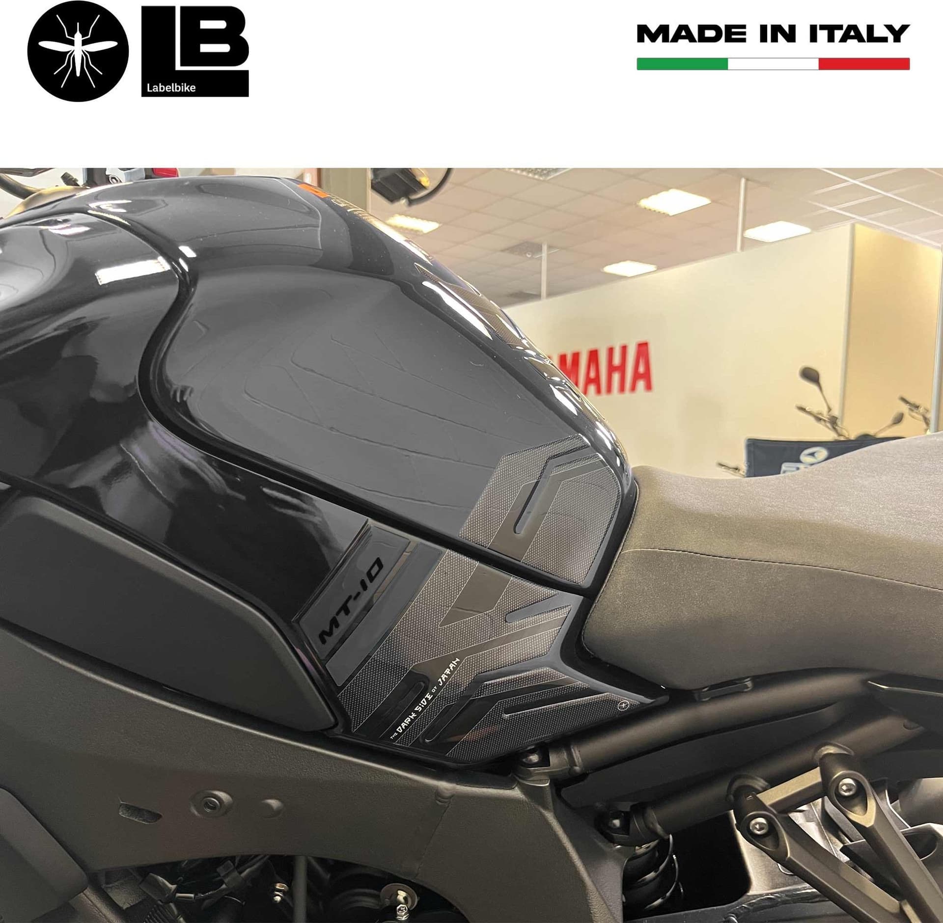 Adesivi 3D protezioni laterali serbatoio compatibili con Yamaha MT-10 SP 2022-23 in Decalcomanie adesivi e magneti LabelBike - Bibbiano, commercioVirtuoso.it