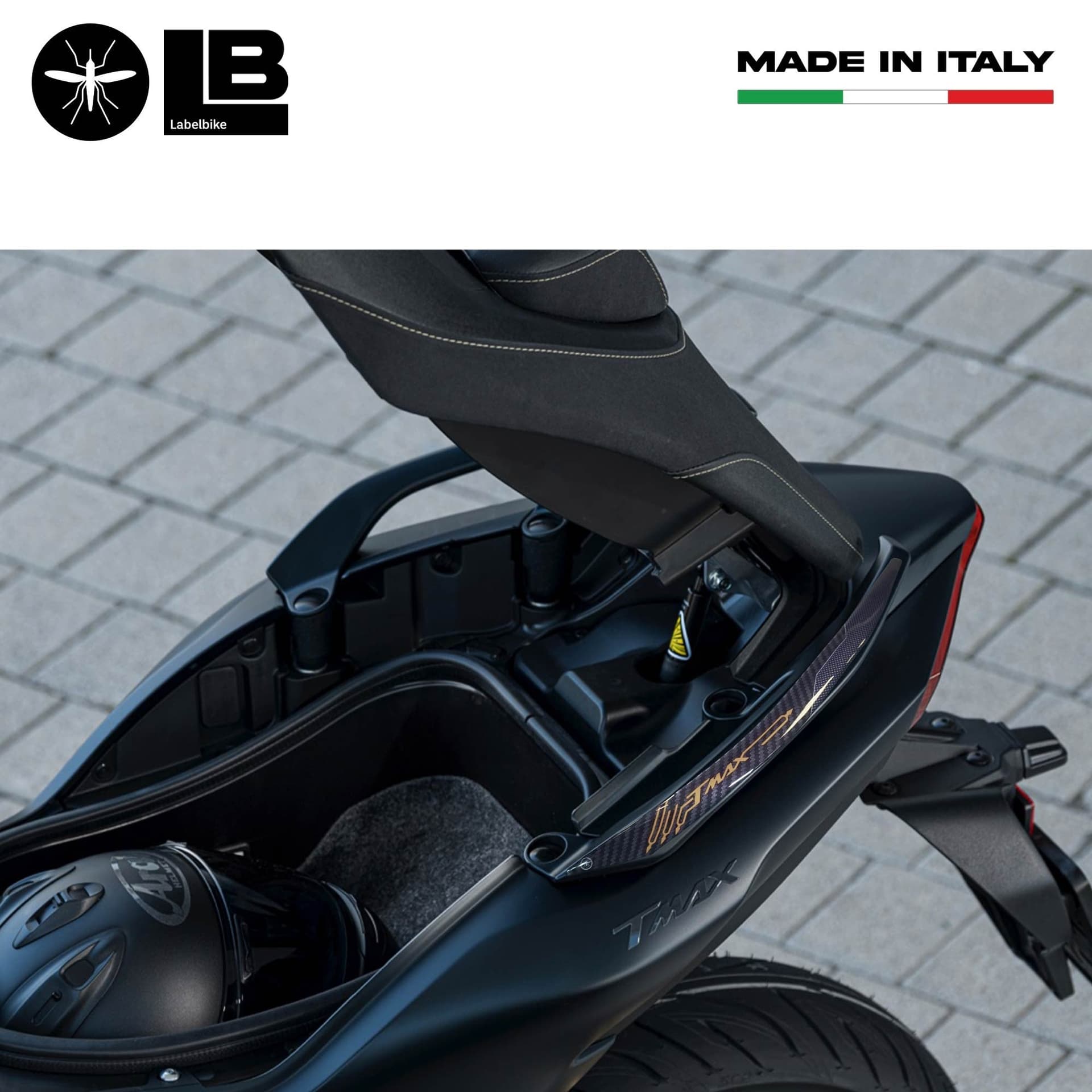 Adesivi 3D Protezione maniglie senza bauletto compatibili con Yamaha Tmax 2022-5 in Decalcomanie adesivi e magneti LabelBike - Bibbiano, commercioVirtuoso.it