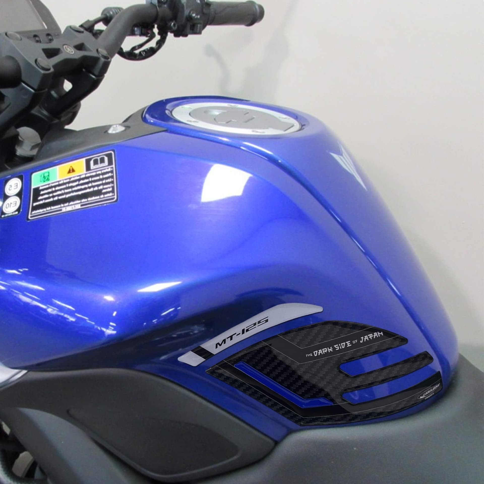 Adesivi 3D Protezioni Laterali serbatoio compatibili con Yamaha Mt125 2020-2023 in Decalcomanie adesivi e magneti LabelBike - Bibbiano, commercioVirtuoso.it