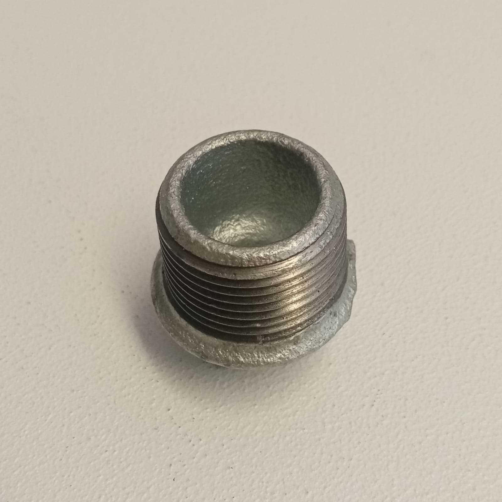 Raccordo M 3/4'' - 2 pz tappo di ghisa zincata malleabile in Tappi Aloiserw.com - Altomonte, commercioVirtuoso.it