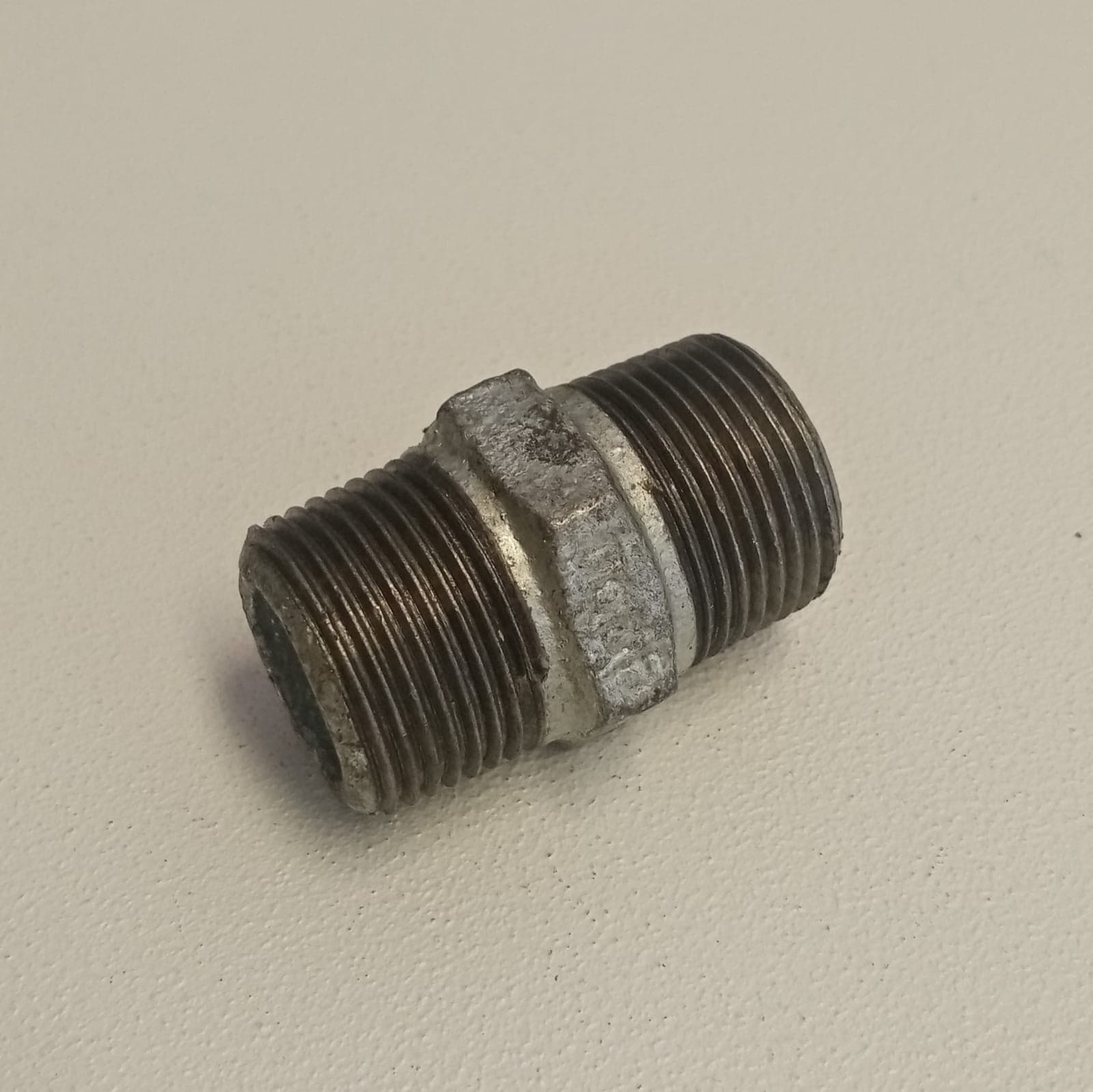 Raccordo MM 1/2'' - 2pz niples nipplo doppia vite di ghisa zincata malleabile