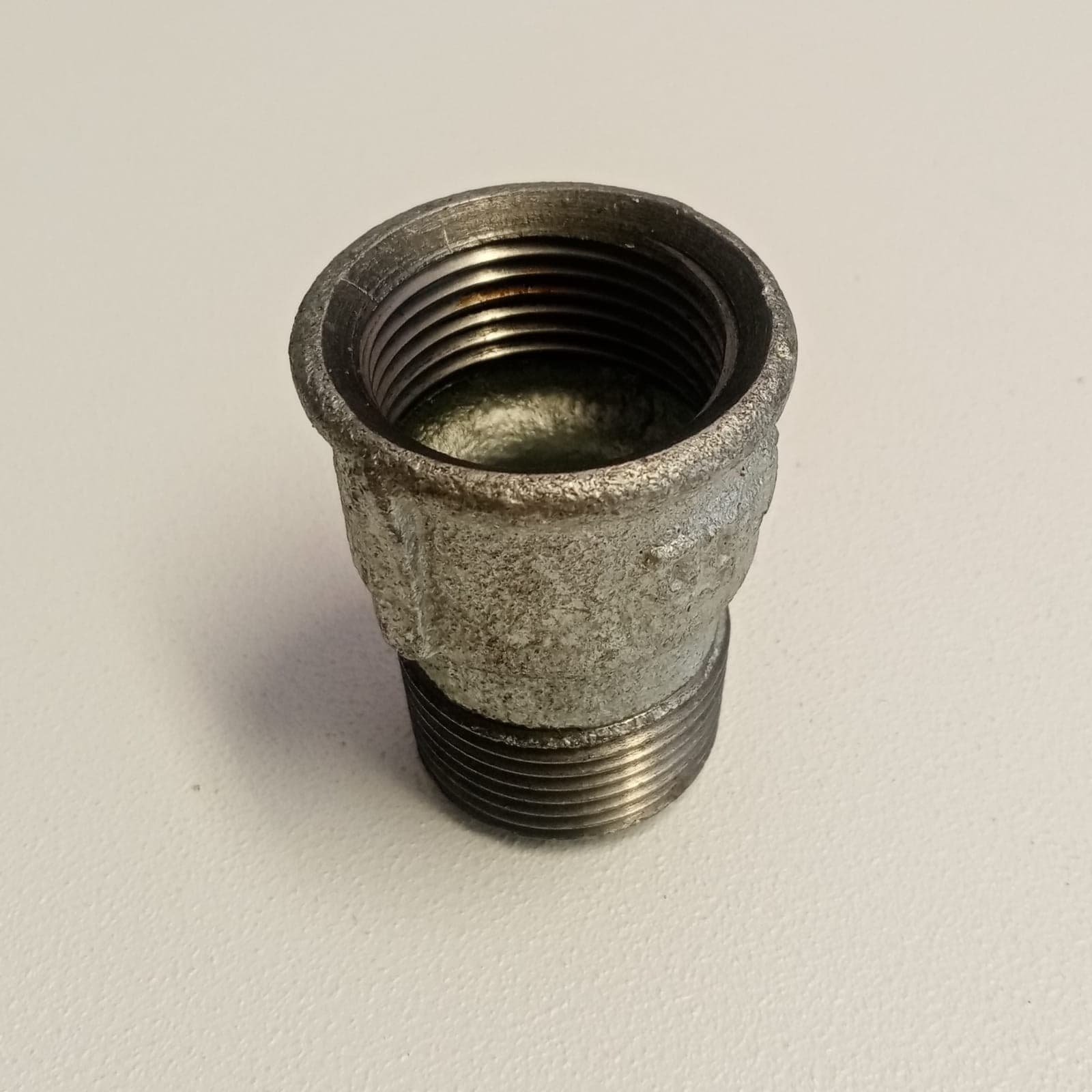 Raccordo MF 3/8" manicotto zincato di ghisa malleabile