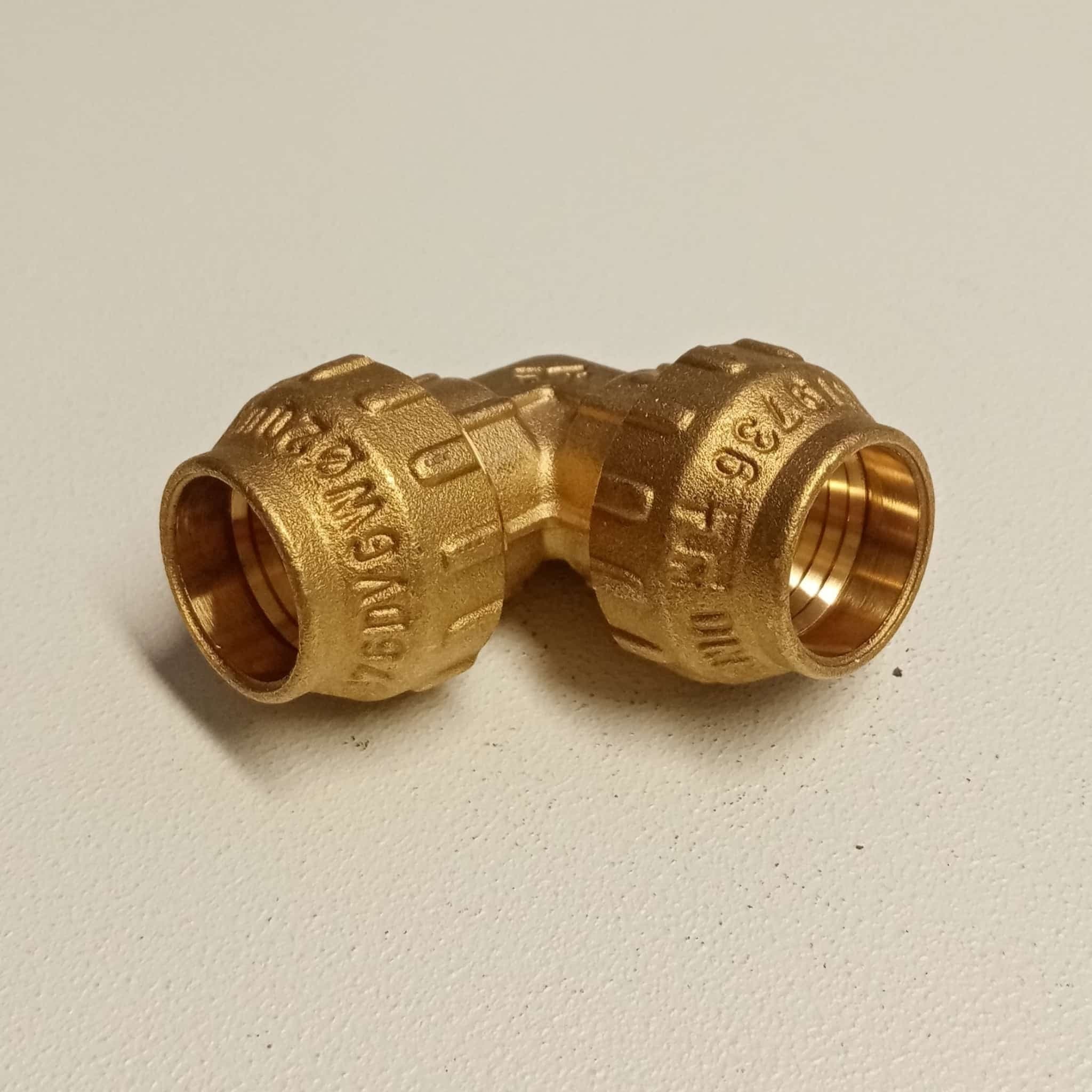 Raccordo 25x25 gomito di giunzione in ottone con tenuta O-ring ed ogiva in ottone in Giunti Aloiserw.com - Altomonte, commercioVirtuoso.it