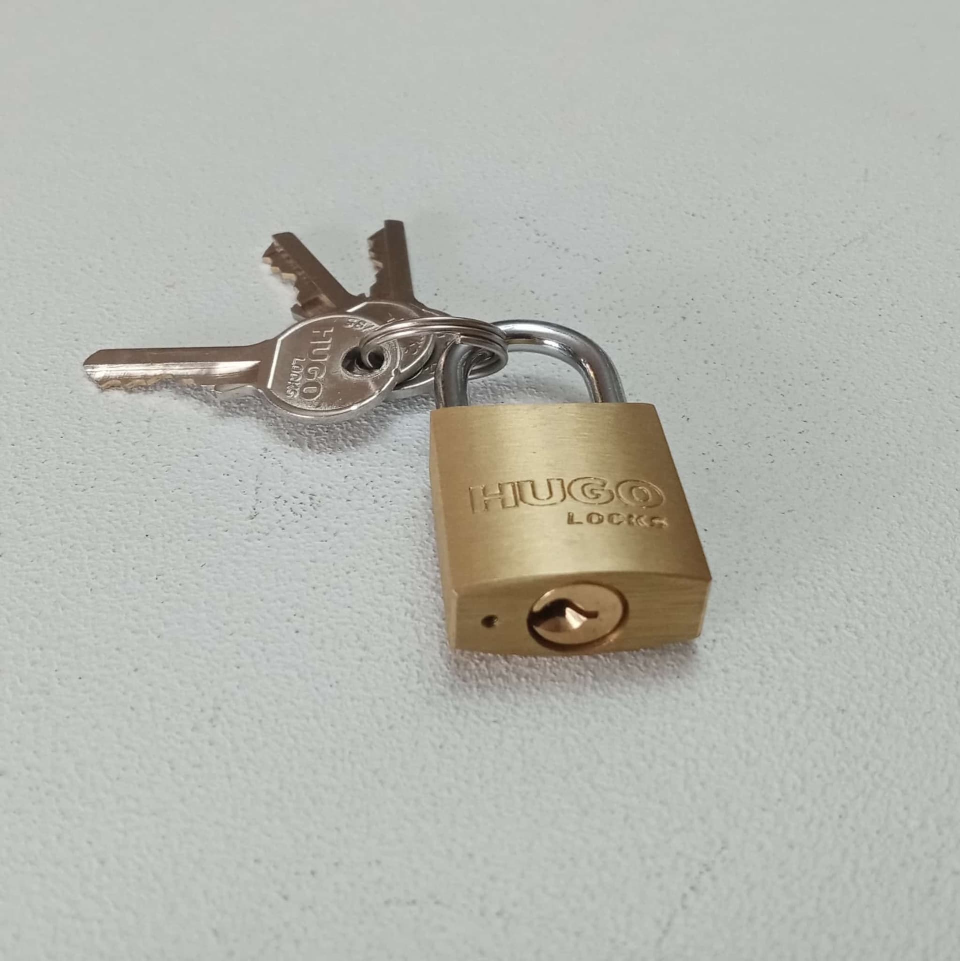 FF Group 25mm Hugo Locks SB lucchetto di ottone modello ad arco in Lucchetti con chiave Aloiserw.com - Altomonte, commercioVirtuoso.it