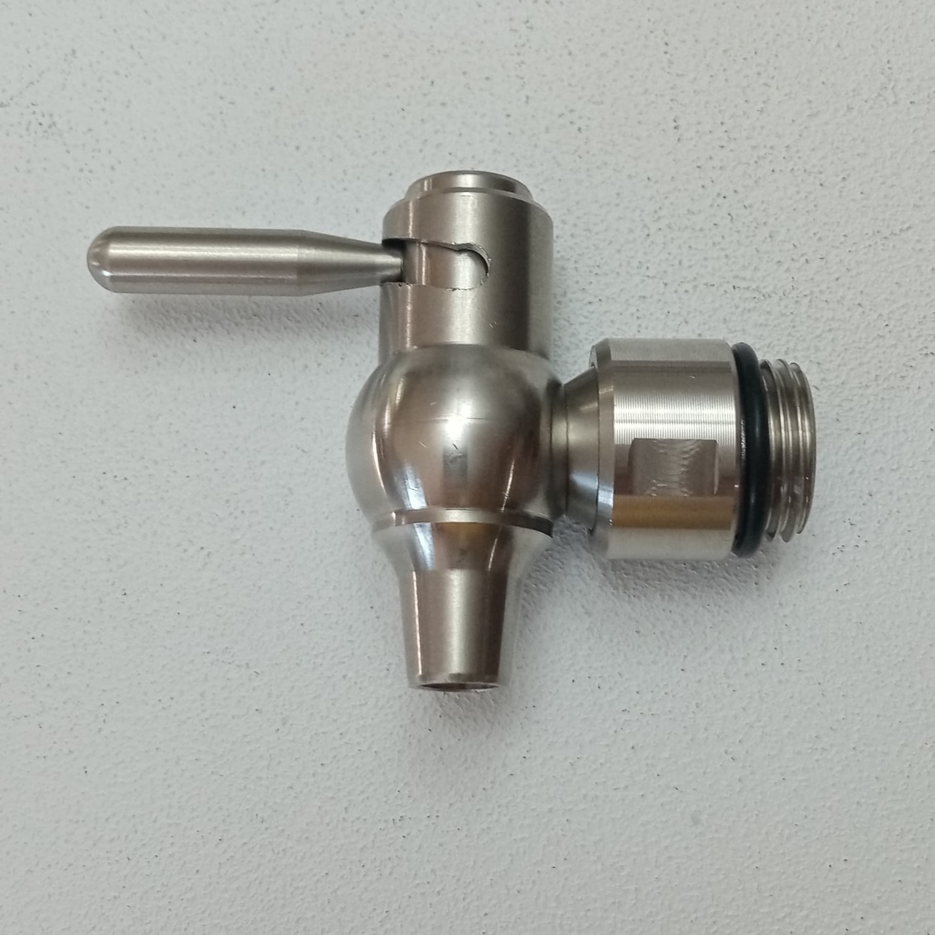 Rubinetto salvagoccia inox a leva per contenitore olio vino miele in Accessori per il travaso Aloiserw.com - Altomonte, commercioVirtuoso.it