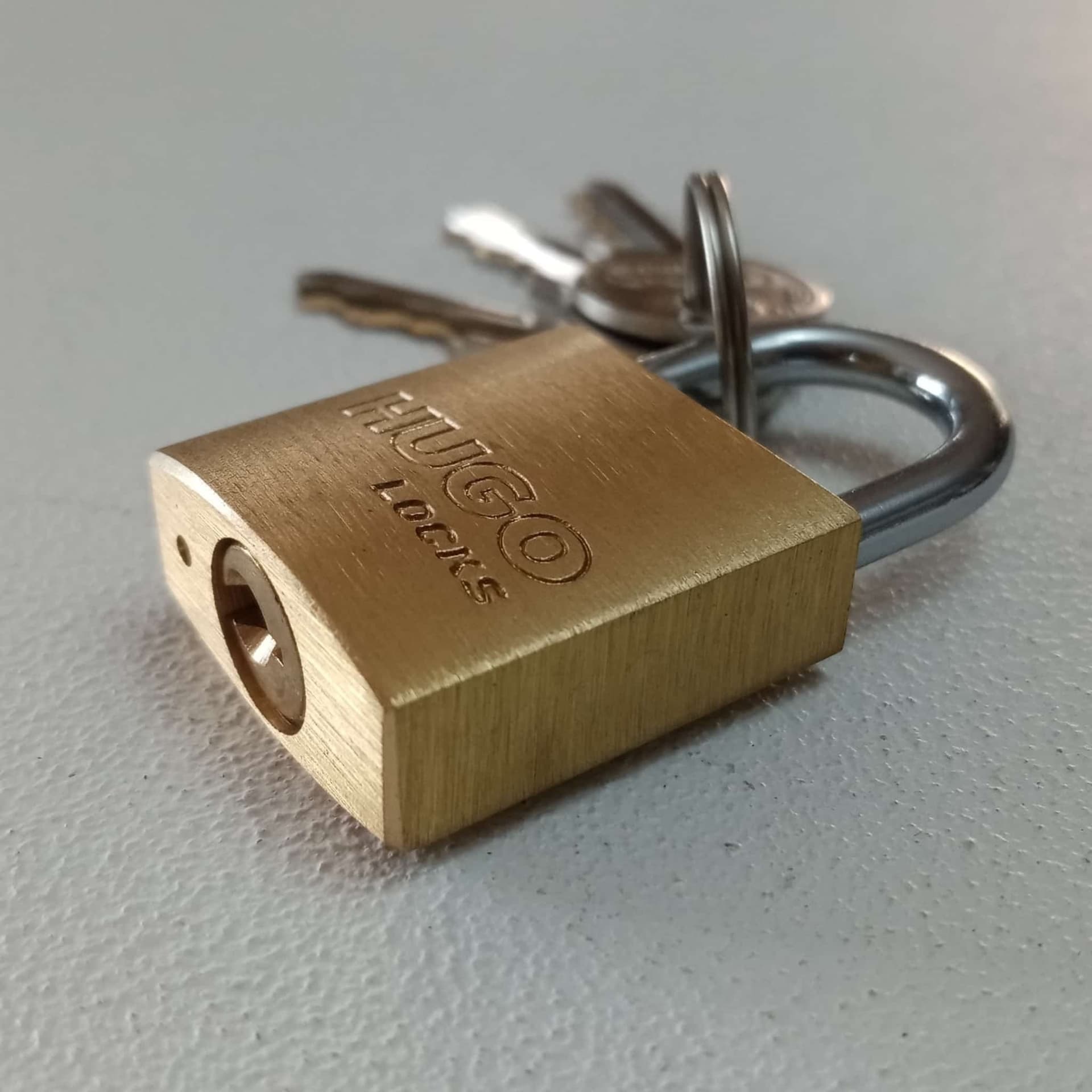 FF Group 20mm Hugo Locks SB lucchetto di ottone modello ad arco in Lucchetti con chiave Aloiserw.com - Altomonte, commercioVirtuoso.it