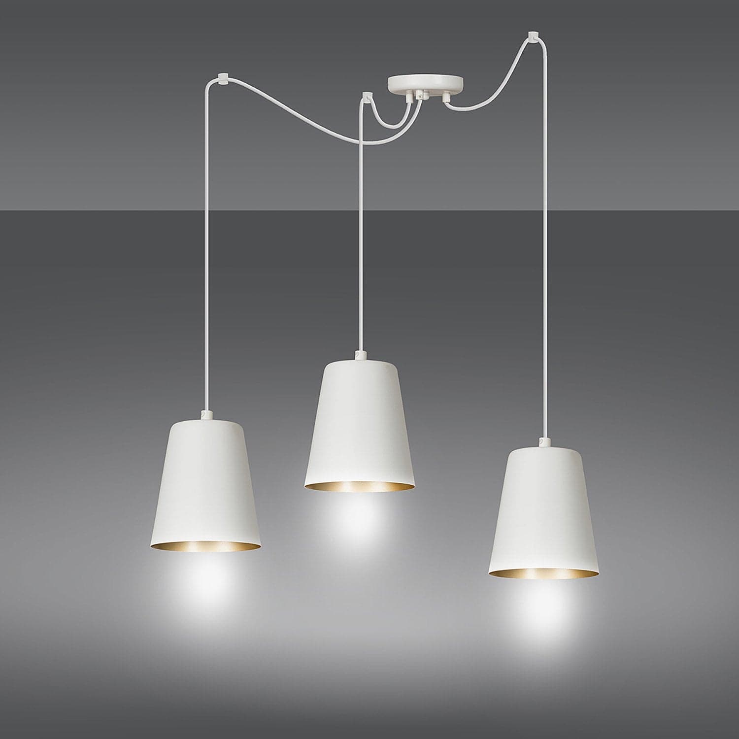 Lampadario 3 Luci Link In Acciaio Cavo Lungo E Paralumi Cono Bianco E Oro in Lampade a sospensione LuceArt - Montecorvino Pugliano, commercioVirtuoso.it