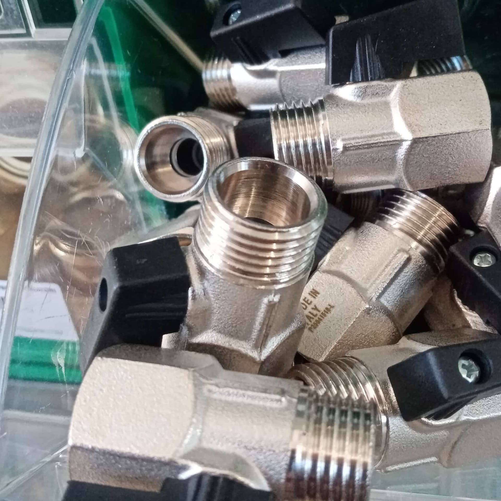 Valvola a sfera saracinesca mini MF da 1/2" leva corta nera in Valvole a sfera Aloiserw.com - Altomonte, commercioVirtuoso.it