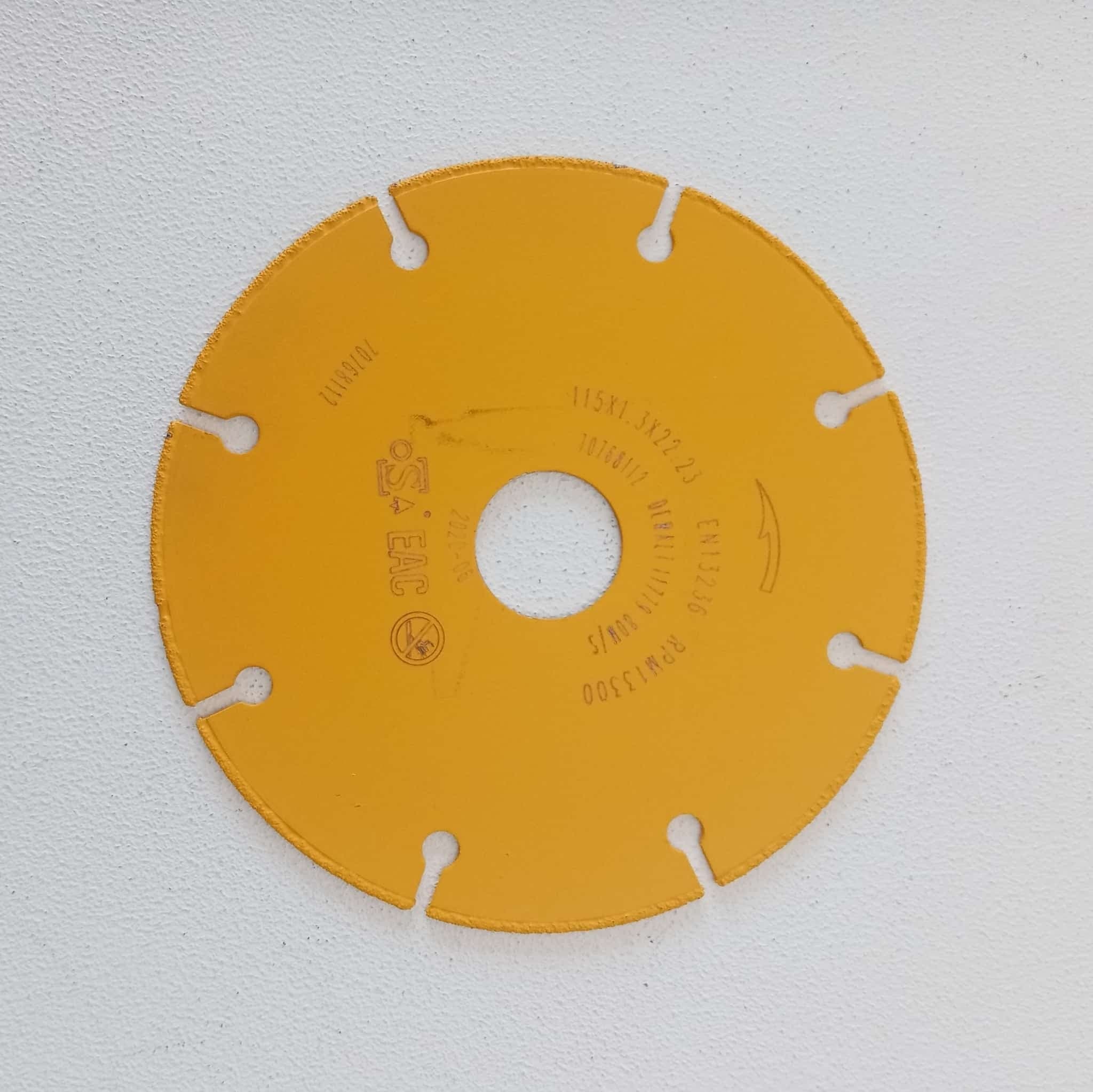 DeWalt Extreme Metal 115x1,3mm disco diamantato multimateriale in Dischi diamantati Aloiserw.com - Altomonte, commercioVirtuoso.it